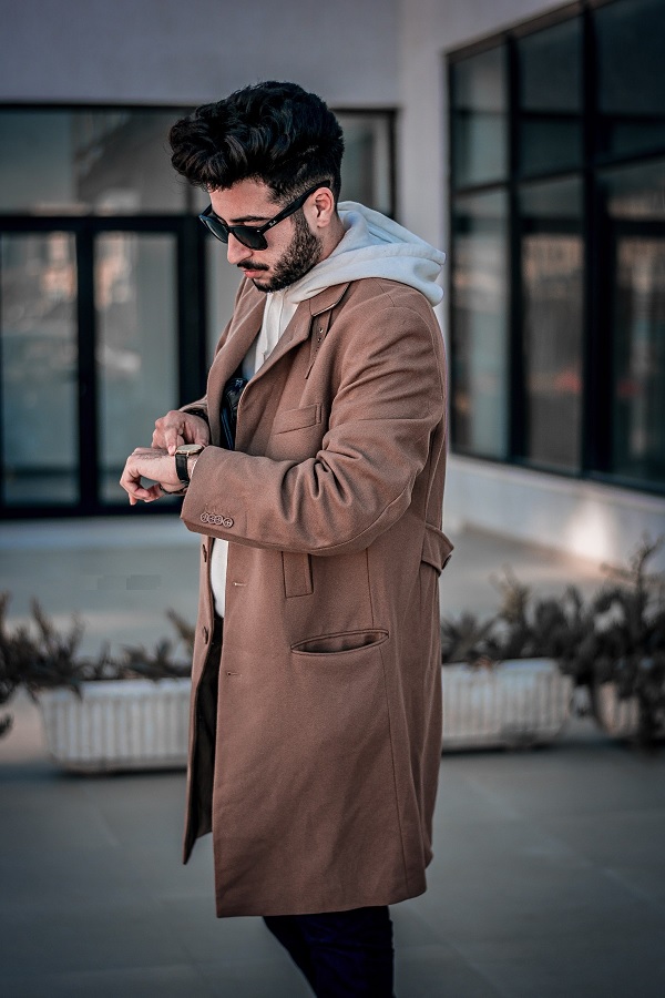 Best Trench Coat Style Guide for a Modern Look