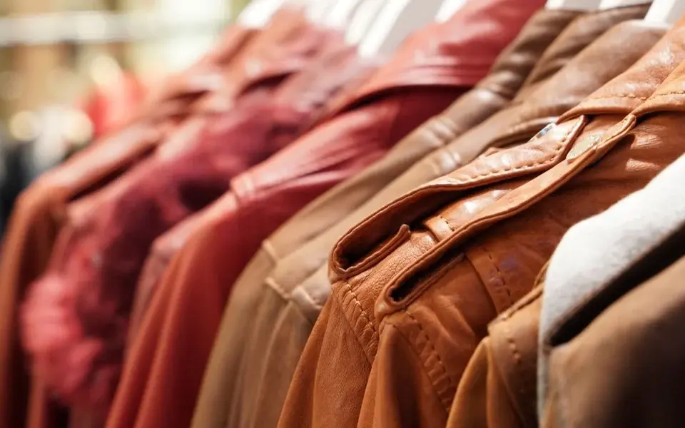 How to Pick a Water-Repellent Leather Jacket A Buyer's Guide for the Savvy Consumer