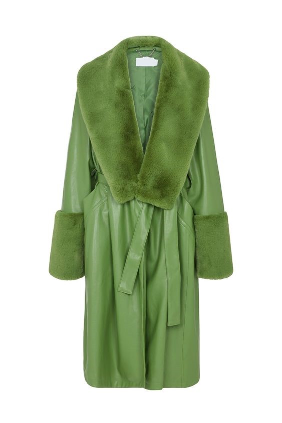 Inventing Anna Julia Garner Season 01 Green Coat