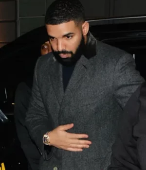 Canadian Rapper Drake Suit