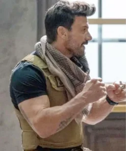 Boss Level Roy Pulver Beige Vest