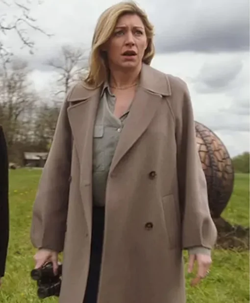 DCs Legends Of Tomorrow Season 6 Jes Macallan Oversized Coat