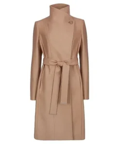 Designated Survivor S01 E10 Emily Rhodes Brown Coat