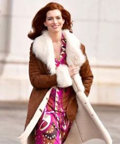 Eileen 2023 Anne Hathaway Fur Coat