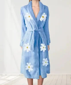 Falling Daisies Chenille Bathrobe