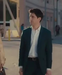 Hacks S03 Jimmy Blazer