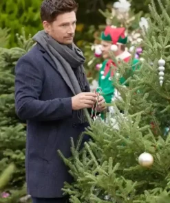 Holiday Road 2023 Warren Christie Coat