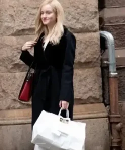 Julia Garner Inventing Anna S01 Black Long Robe Coat