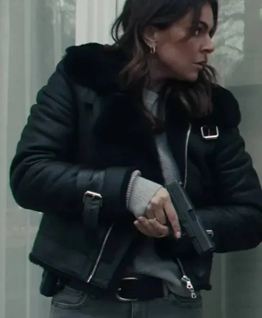 Reacher S02 Serinda Swan Leather Black Jacket