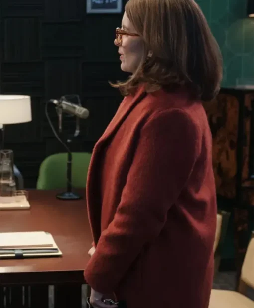 Tina Fey Only Murders in the Building S02 EP06 Coat