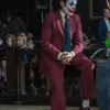 Joker Folie à Deux 2024 Joaquin Phoenix Maroon Suit