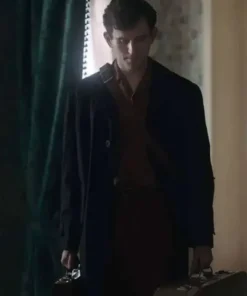 Harry-Melling-The-Queen’s-Gambit-Black-Wool-Coat