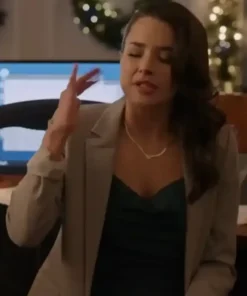 The Christmas Retreat 2022 Kim Jones Grey Blazer