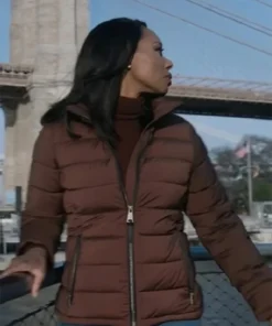 The Night Agent S02 Amanda Warren Brown Puffer Jacket