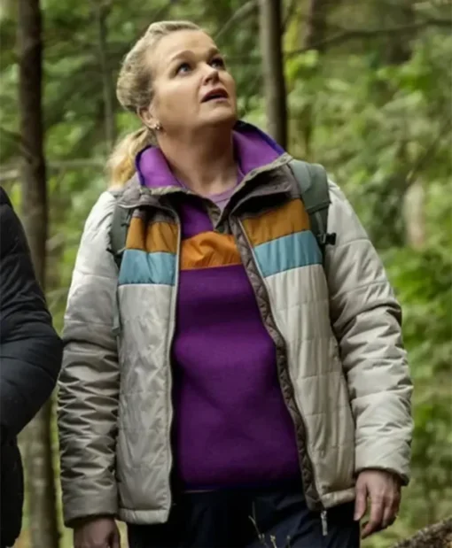 Resident Alien S04 Elizabeth Bowen Multicolor Puffer Jacket