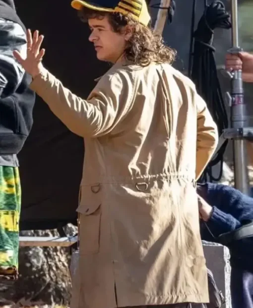 Gaten Matarazzo Stranger Things S05 Beige Coat