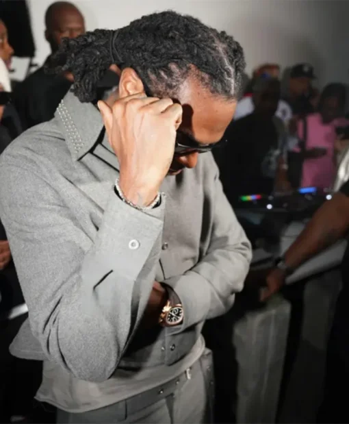 Gunna Gallery Art Reveal 2025 Grey Shirt