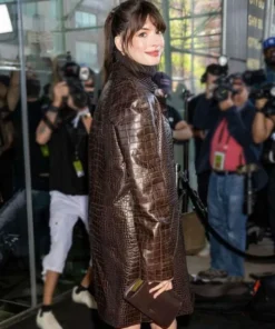 New York Fashion Week 2023 Anne Hathaway Brown Leather Coat