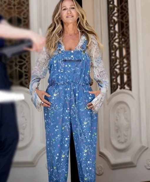 Carrie Bradshaw TV-Series And Just Like That S03 Sarah Jessica Parker Blue Splatter Print Overalls