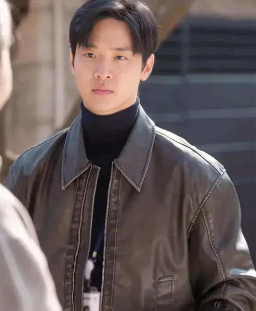 Jang Dong-yoon Queen Mantis S01 Brown Leather Jacket