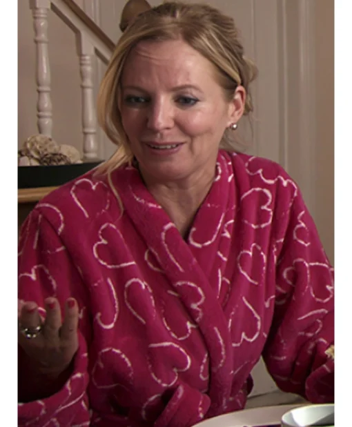 Skins S06 Shelley McGuinness Hearts Pink Robe