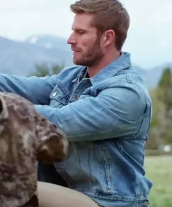 TV Series Finding Mr. Christmas S02 Davey Fisher Blue Denim Jacket