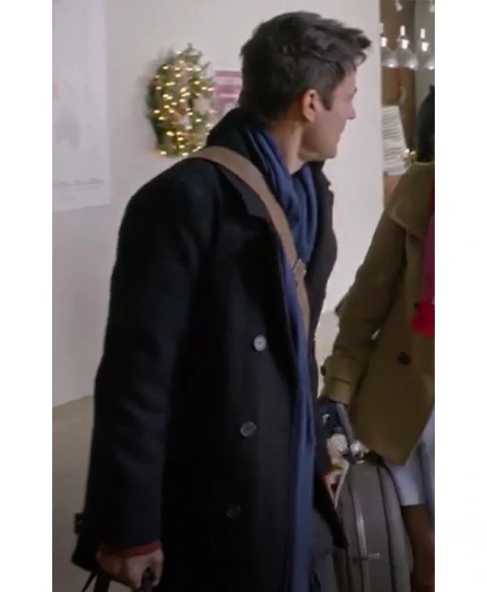 A Newport Christmas 2025 Wes Brown Black Coat - Image 3