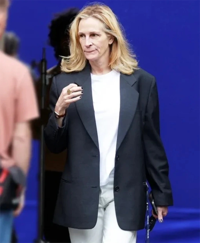 After The Hunt 2025 Julia Roberts Black Blazer