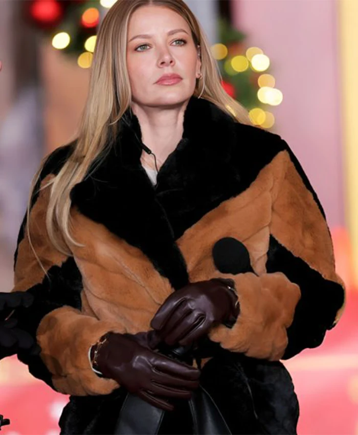 Ariana Madix 2024 Macys Thanksgiving Day Parade Fur Jacket