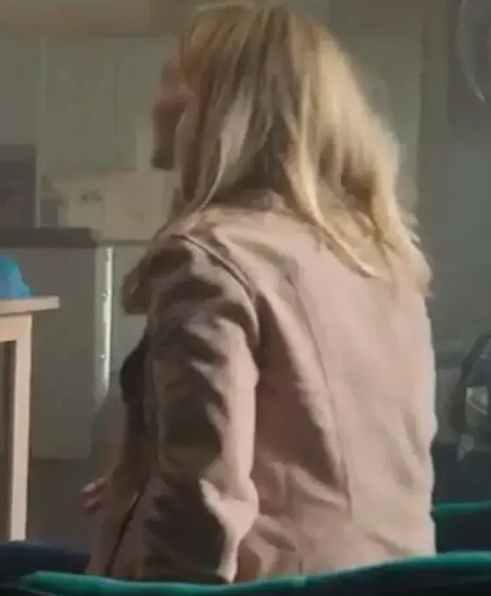 Bad Sisters S01 Eva Birthistle Beige Jacket