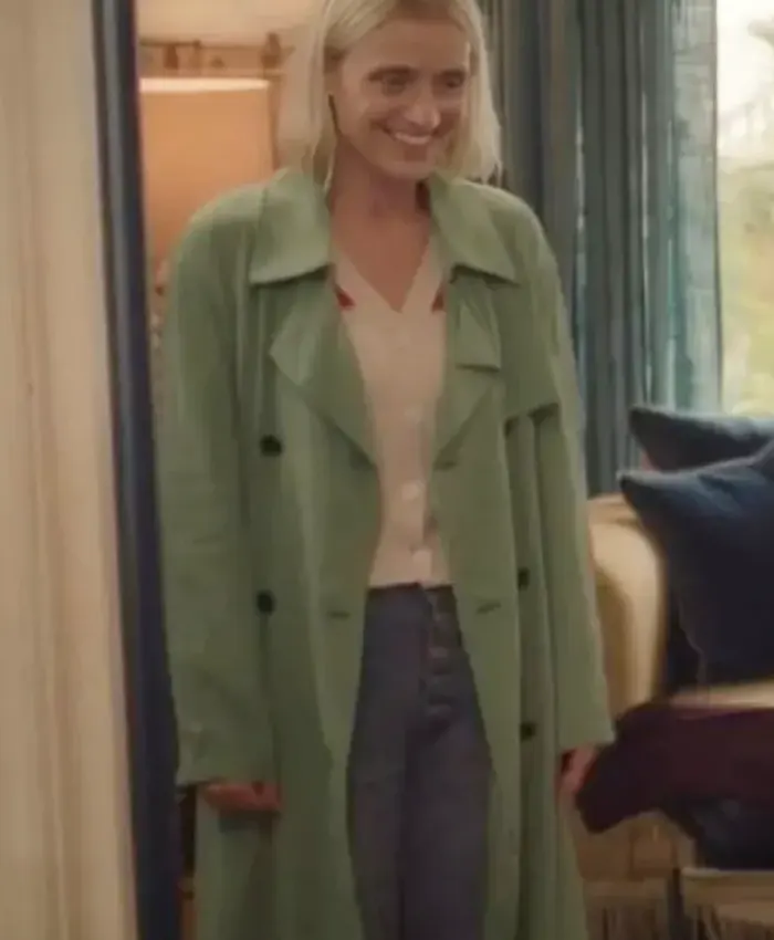 Bad Sisters S02 Anne Marie Duff Green Coat