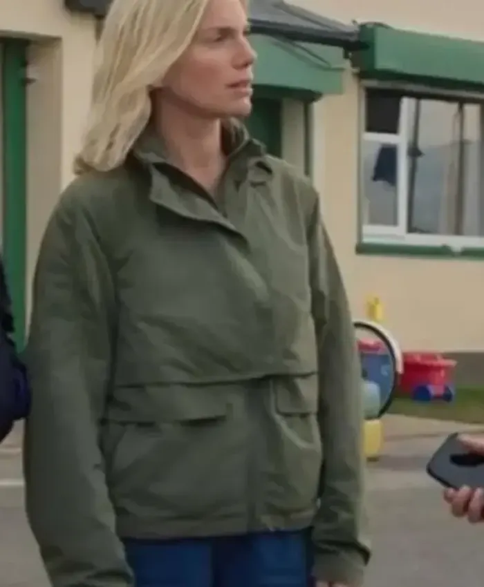Bad-Sisters-S02-Eva-Garvey-Green-Jacket.webp