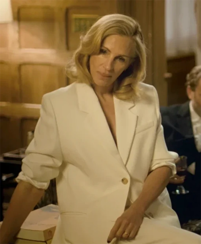 After The Hunt 2025 Julia Roberts White Blazer - Image 2