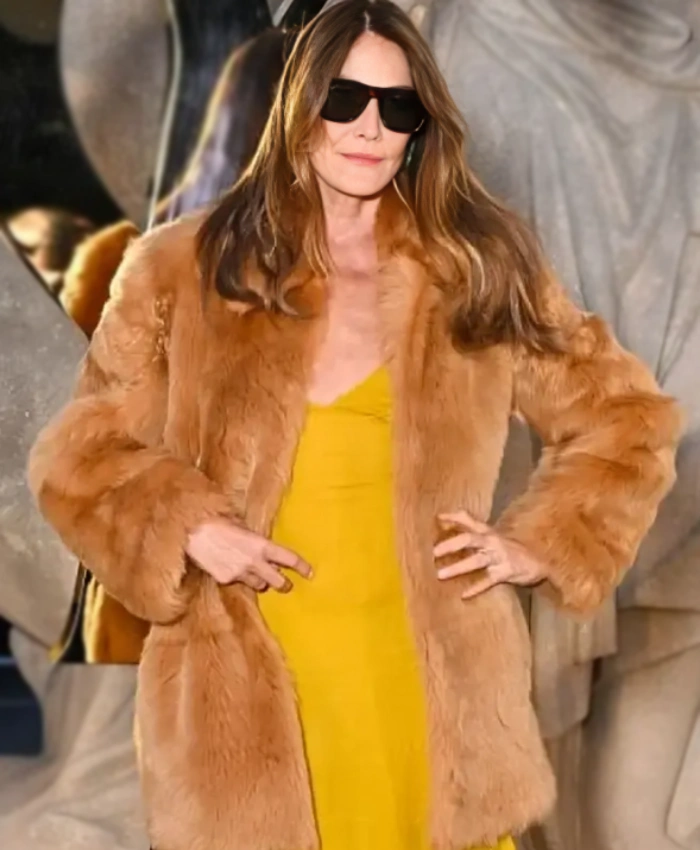 Carla Bruni Paris Fashion Week Photocall 2025 Brown Fur Coat