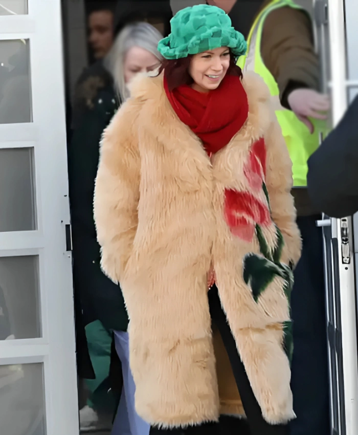 Carrie Preston Elsbeth S03 Floral Fur Coat - Image 3