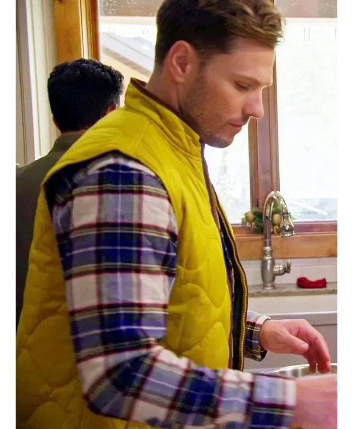 Craig Geoghan Finding Mr Christmas Yellow Vest