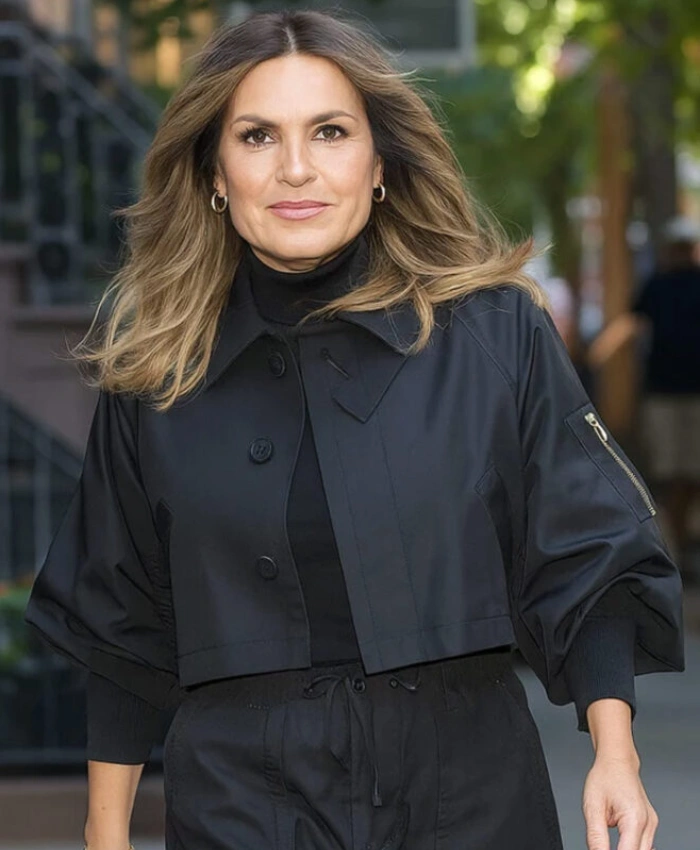 Detective Mariska Hargitay Law And Order Special Victims Unit Olivia Benson Black Cropped Jacket