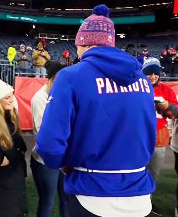 Drake Maye Patriots Retro Logo Hoodie