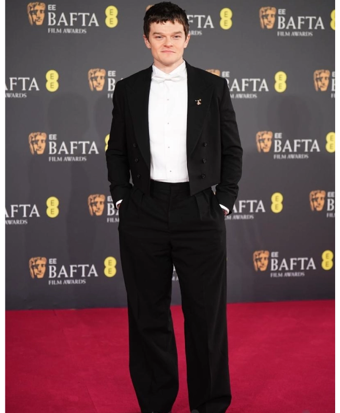 EE BAFTA Awards 2026 Best Actor Robert Aramayo Black Suit