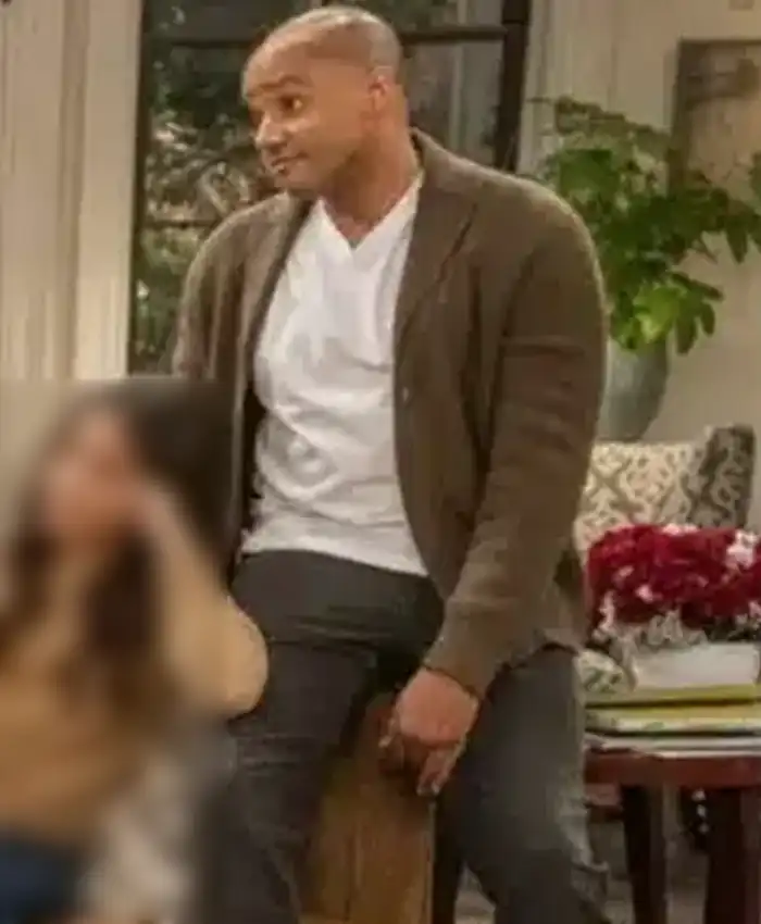 Extended Family S01 Donald Faison Brown Blazer