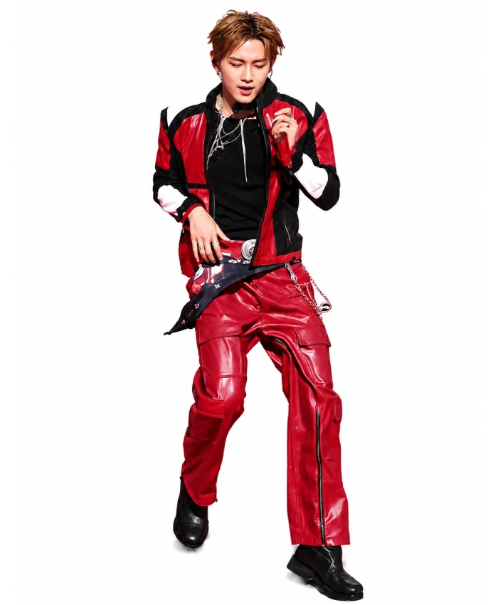 FIFA World Cup Final Halftime Show BTS V Leather Jacket