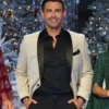 Finding Mr Christmas S02 Jonathan Bennett Satin Lapel Collar Velvet Blazer