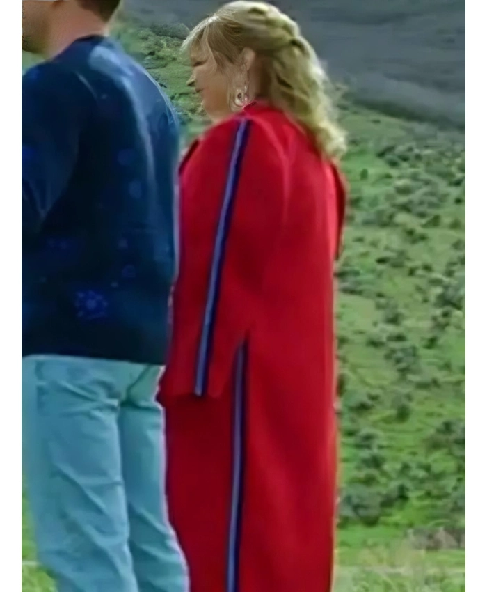 Finding Mr. Christmas S2 Melissa Peterman Coat
