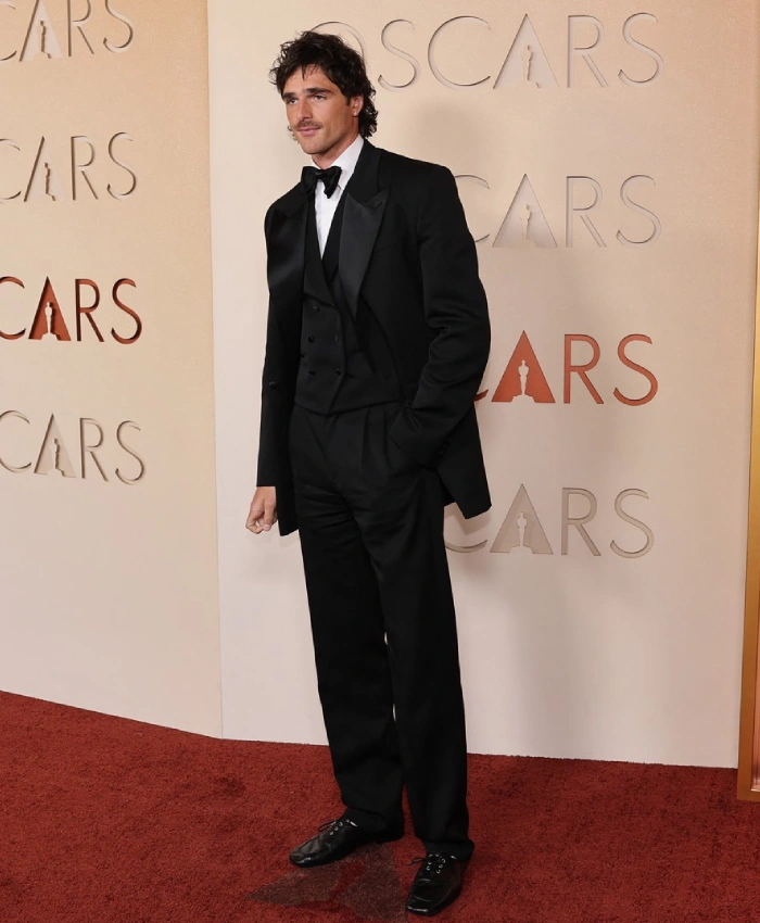 Jacob Elordi 98th Annual Award Black Suit