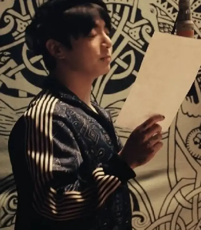 Jung Kook BTS The Return Tracksuit