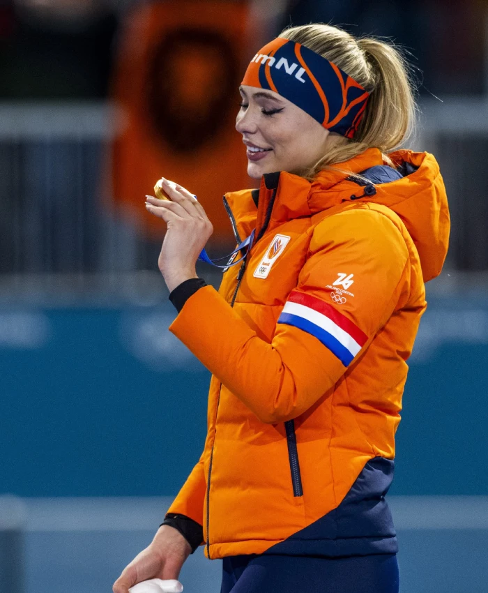 Jutta Leerdam Olympic 2026 Orange Jacket - Image 3