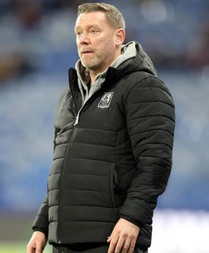 Kevin Nolan Sky Bet League One Match Black Puffer Jacket
