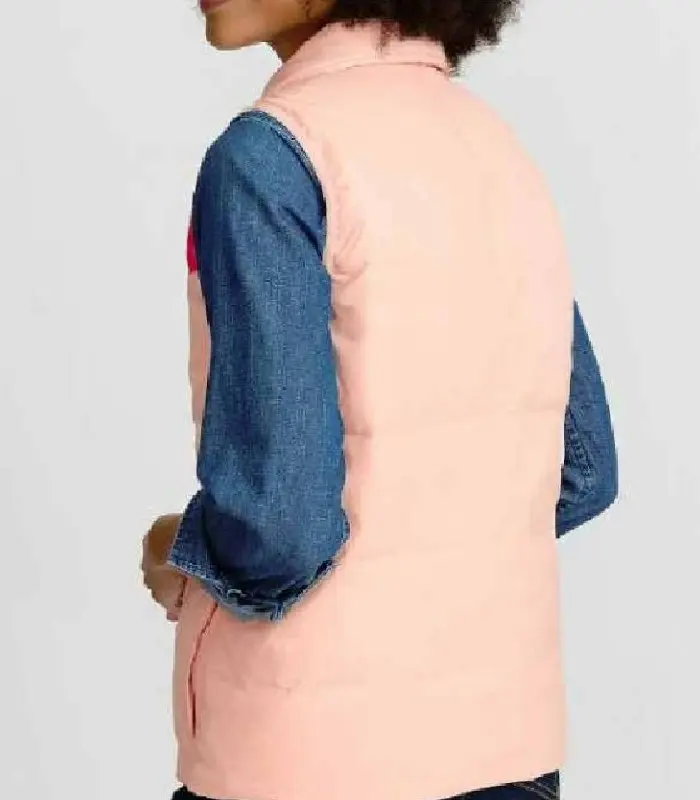 Linda Cardellini DTF St Louis 2026 Pink Puffer Vest - Image 3