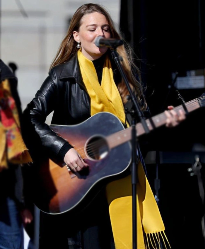 Maggie Rogers Black Leather Jacket - Image 3