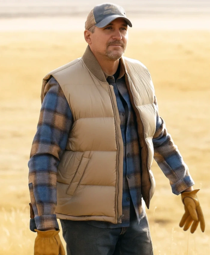 Marc Blucas TV Series My Life With The Walter Boys S02 George Walter Puffer Vest
